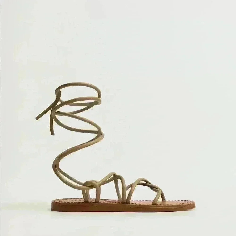 MNG Mango NWT limited edition cross cross strap sandals size 7 (37)